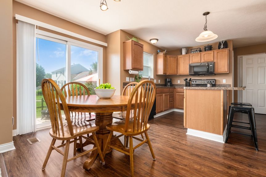 011_ Newark OH 43055 USA049