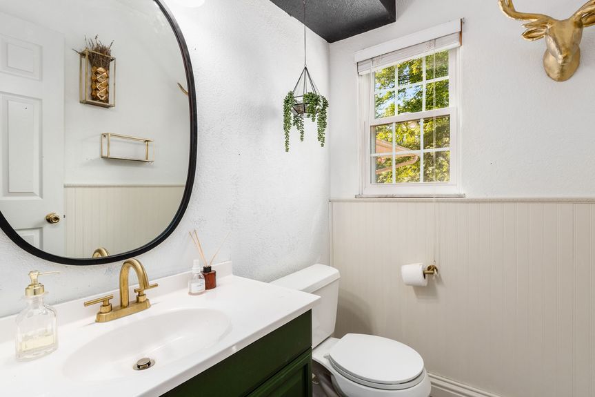 011_ Newark OH 43055 USA054