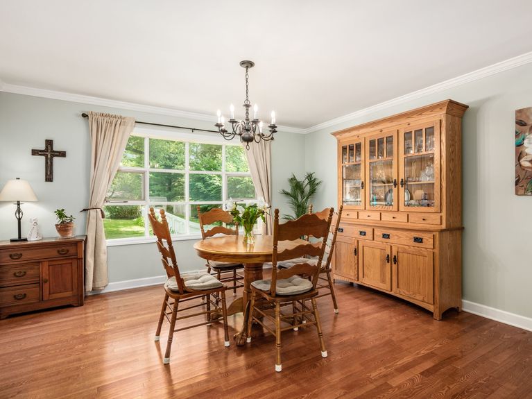 011_b87_C &#8211; 1246 Pembroke 021