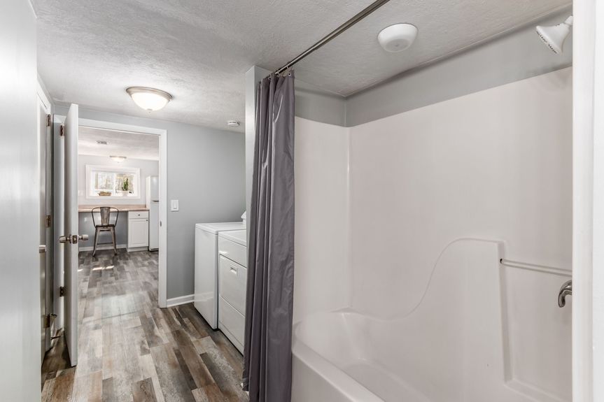 011_d7ffbd15_E Bennington-050