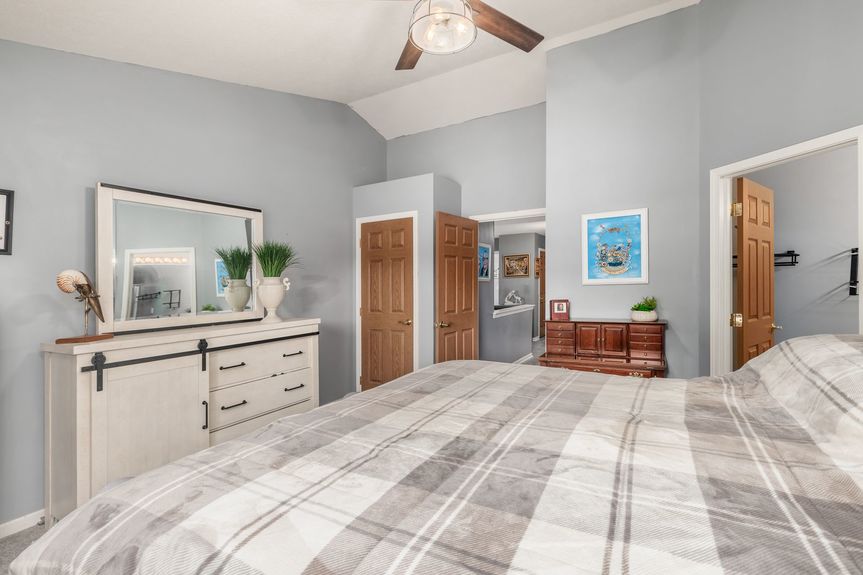 012_ Dr Delaware OH 43015 USA