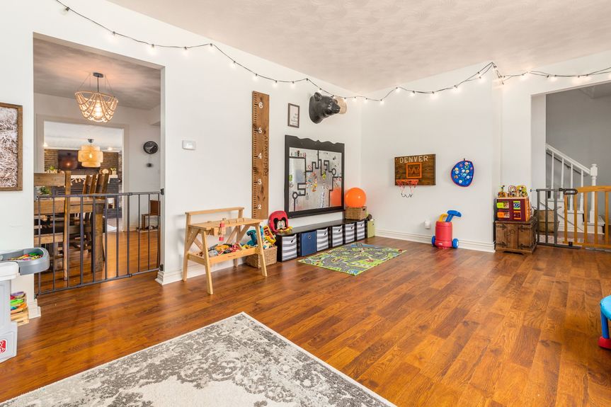 012_ Newark OH 43055 USA021