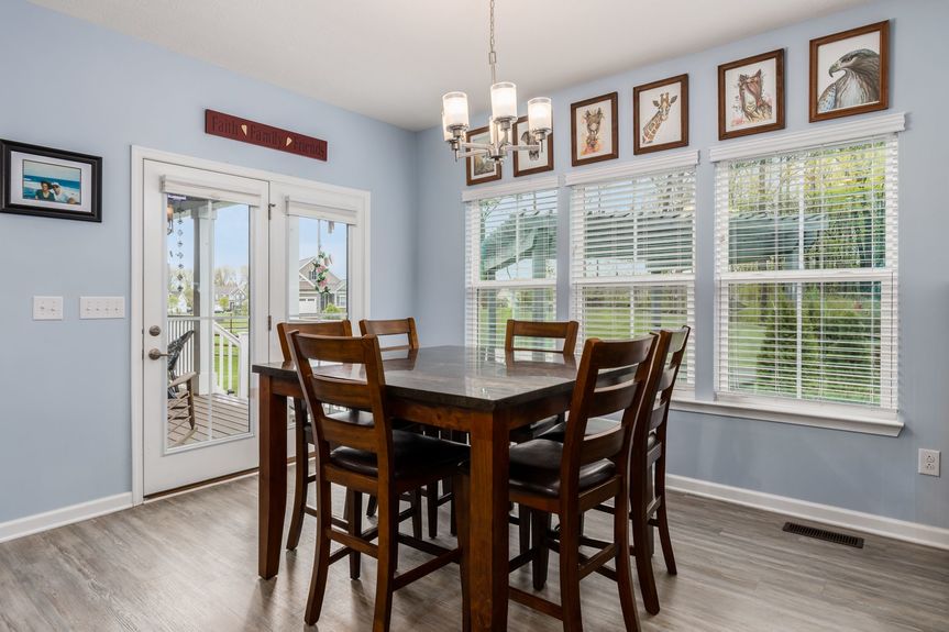 012_OM- 2028 Pine Hills Dr035