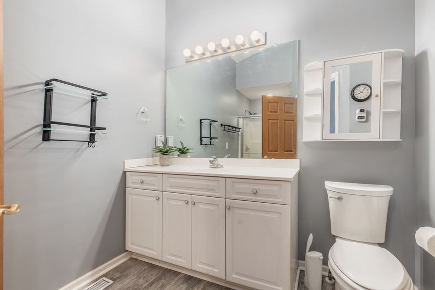 013_ Dr Delaware OH 43015 USA