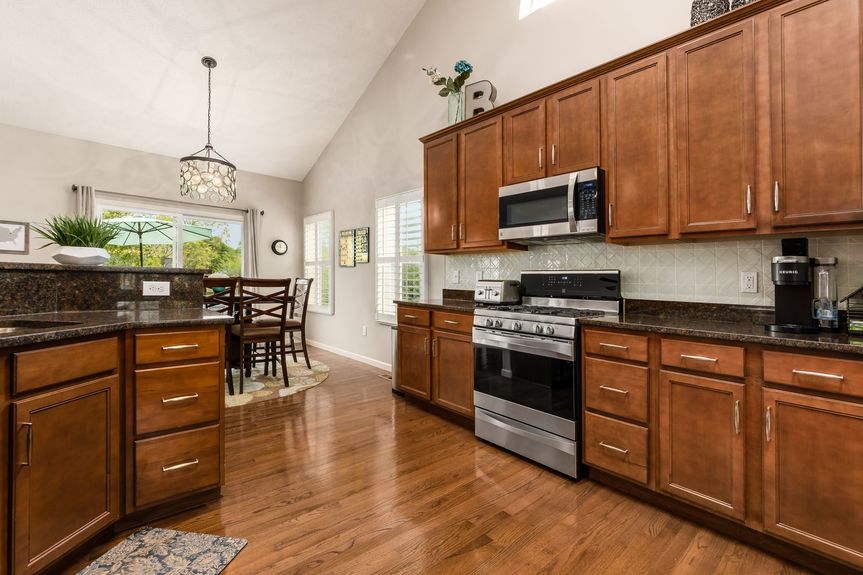 013_ Newark OH 43055 USA025