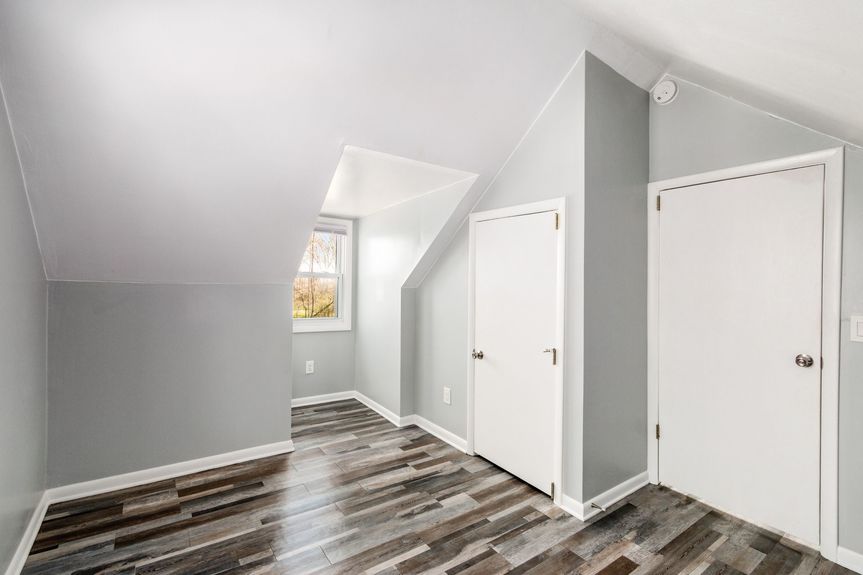 013_db2b3dd3_E Bennington-004