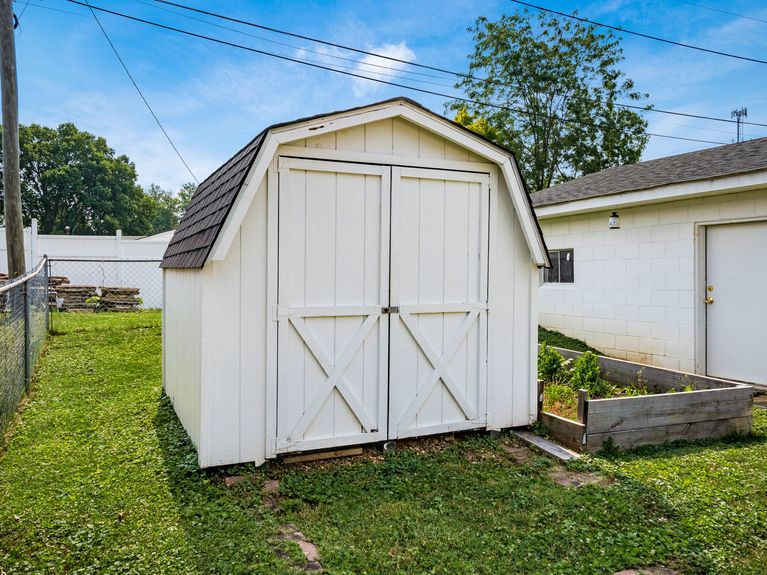 014_th St Newark OH 43055 USA