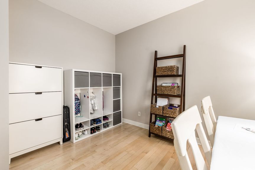 015_426 Crestview Woods Dr033