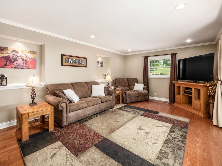 016_969_C &#8211; 1246 Pembroke 050