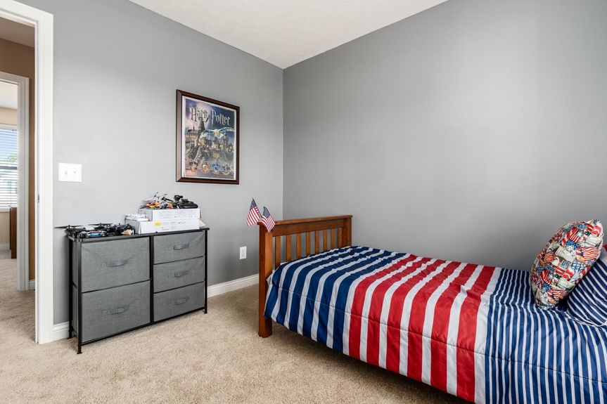 016_ Newark OH 43055 USA079