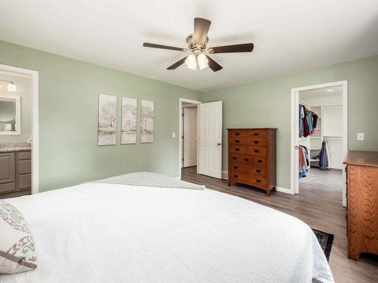 018_- 2165 Welsh Hills NE 062