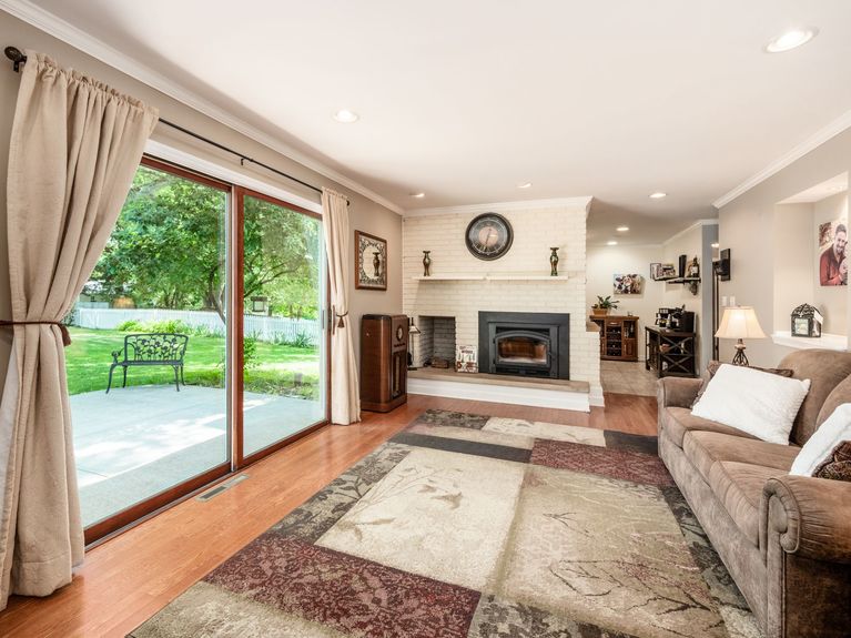 018_424_C &#8211; 1246 Pembroke 055