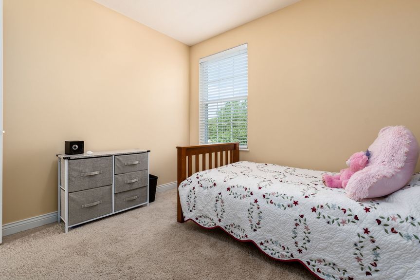 018_ Newark OH 43055 USA085