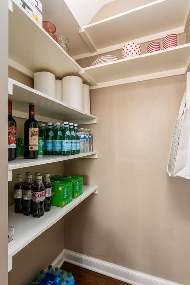 019_ae_i 88 N 33rd Street 057