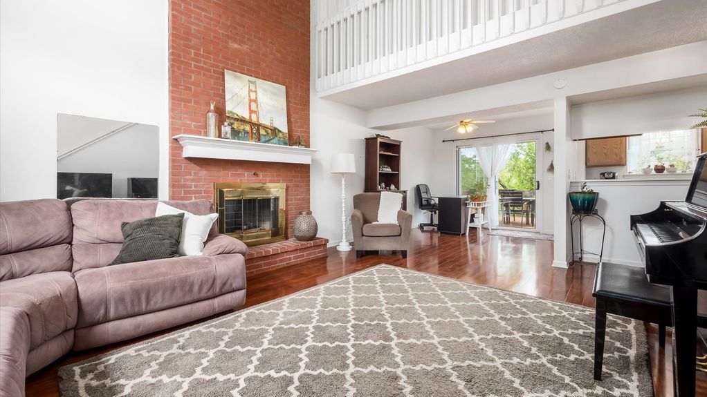 02-z 1243 Pineview003