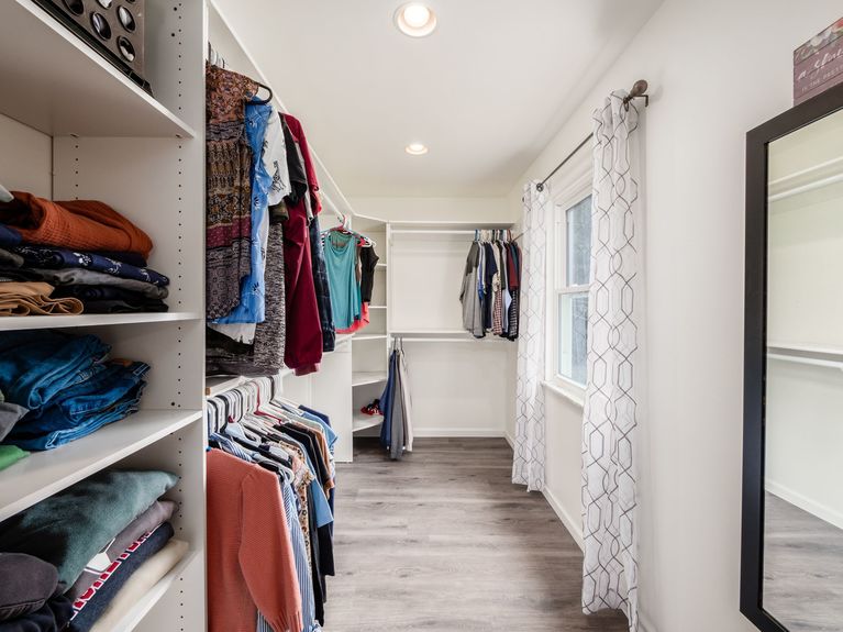 020_- 2165 Welsh Hills NE 064