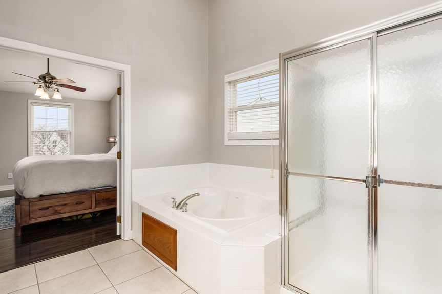 021_26 Crestview Woods Dr132a