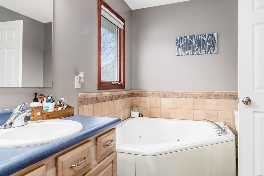 021_taskala OH 43062 USA195