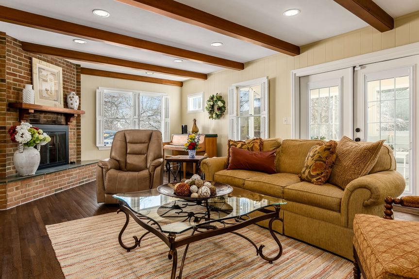 024_78_i 88 N 33rd Street 071