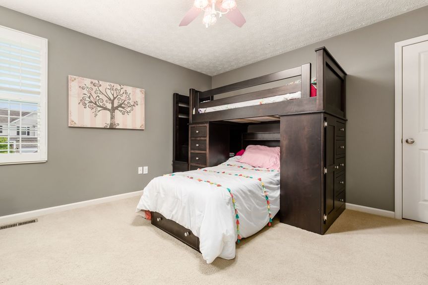 028_ Newark OH 43055 USA111