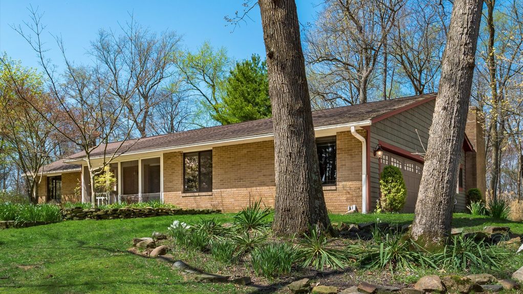 03-z 1625 Welsh Hills Rd NE125