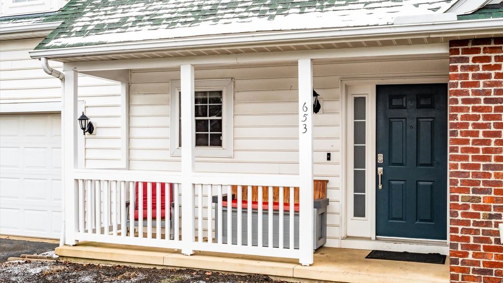 03-z 653 Concord Village088