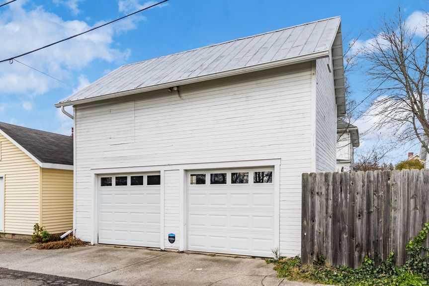 031_ Newark OH 43055 USA085