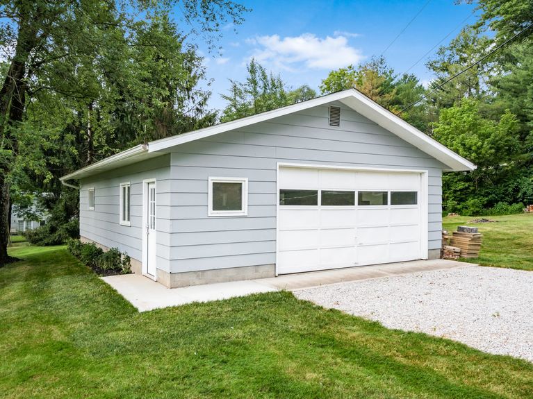 032_- 2165 Welsh Hills NE 118