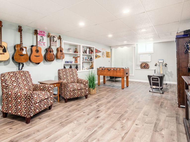 032_457_C &#8211; 1246 Pembroke 058