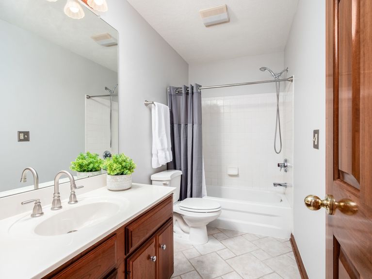 033_f2_C &#8211; 13290 Wellesley103