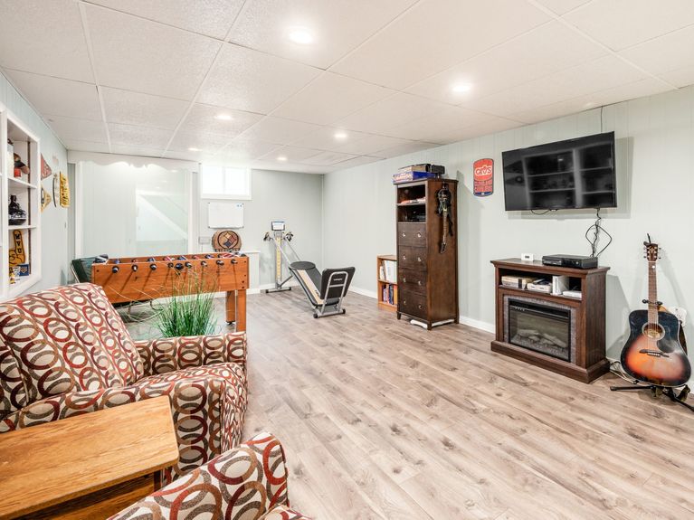 034_ad7_C &#8211; 1246 Pembroke 060