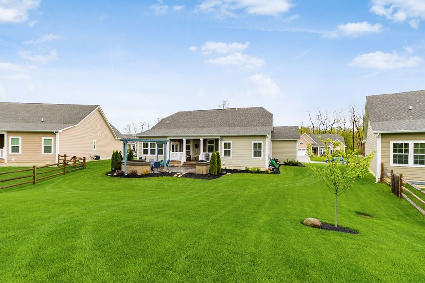 035_OM- 2028 Pine Hills Dr123