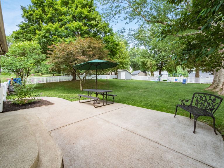 036_055_C &#8211; 1246 Pembroke 100