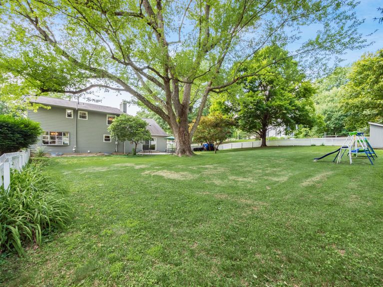 038_4fc_C &#8211; 1246 Pembroke 102