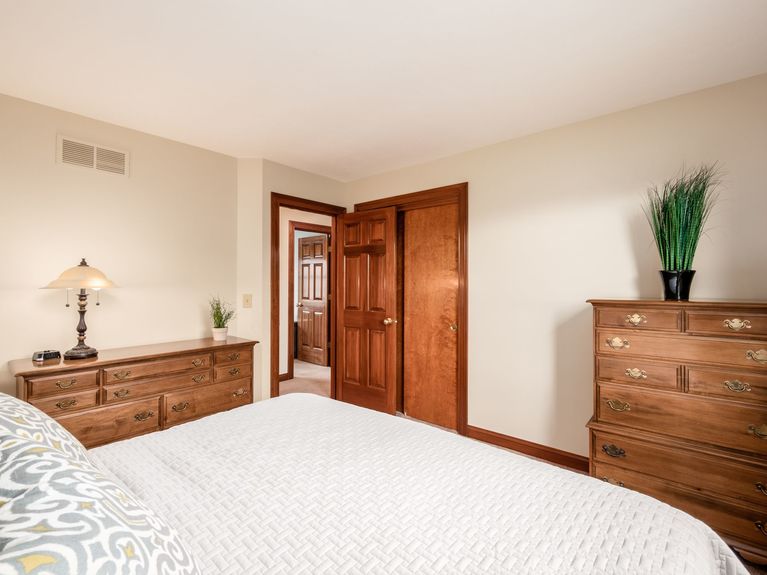 039_98_C &#8211; 13290 Wellesley120