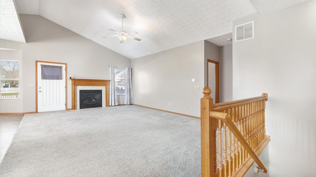 04-z 1465 S Hunters Dr012