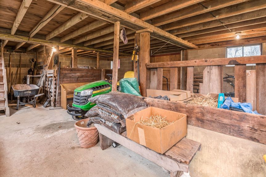 040_7ecd_OM- 301 Clouse Ln125