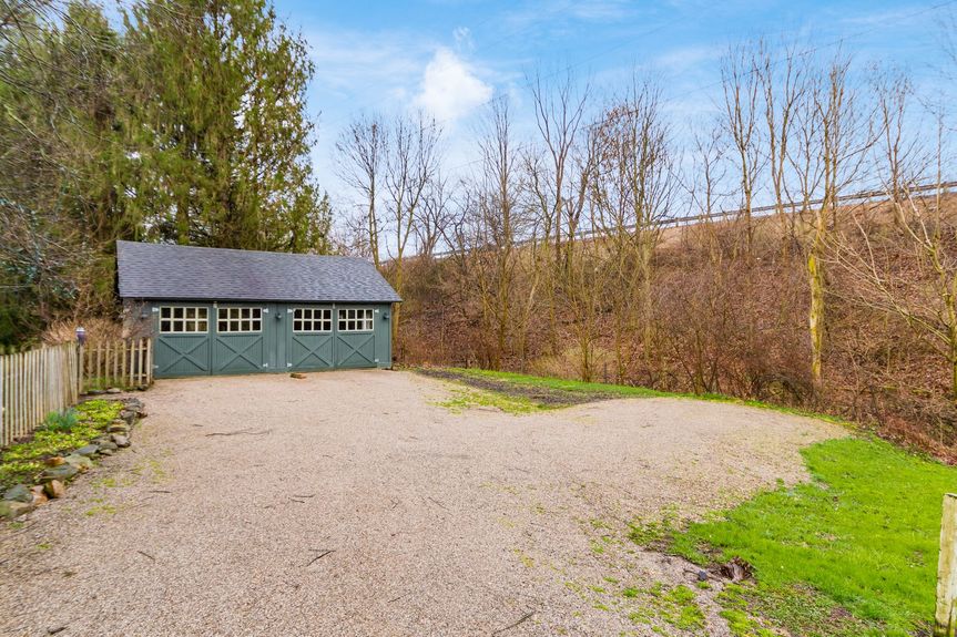 041_1668_OM- 301 Clouse Ln135