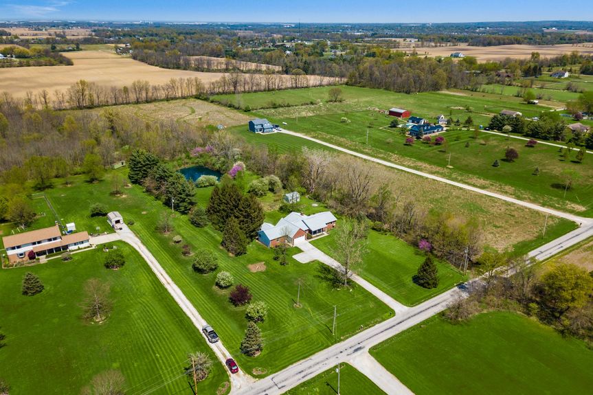 048_NW Johnstown OH 43031 USA