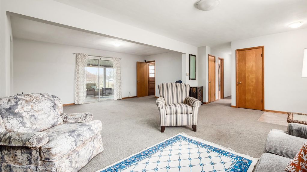 05-z 1142 Conn Way Dr013