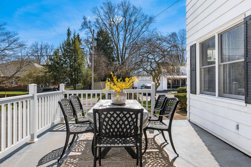 052__i 88 N 33rd Street 192-2