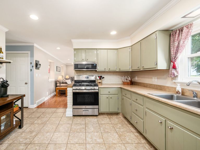 053_cd6_C &#8211; 1246 Pembroke 043