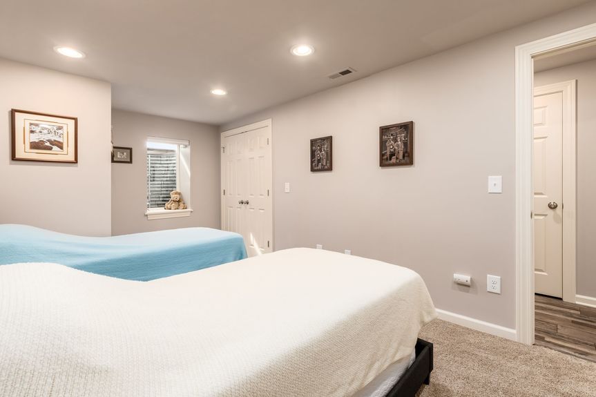 057_2_OM- 20 Gristmill Cir182