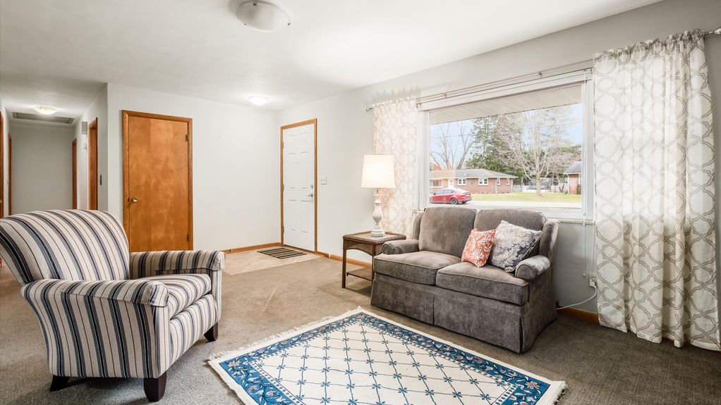 06-z 1142 Conn Way Dr017