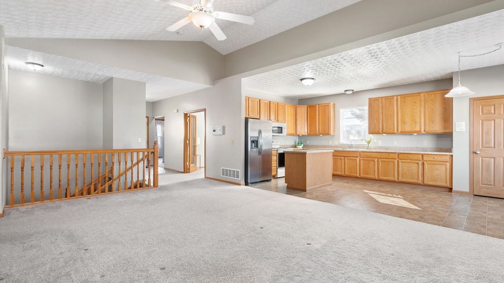 06-z 1465 S Hunters Dr025