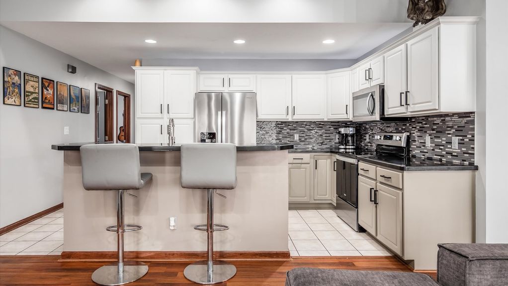 07-z 653 Concord Village015