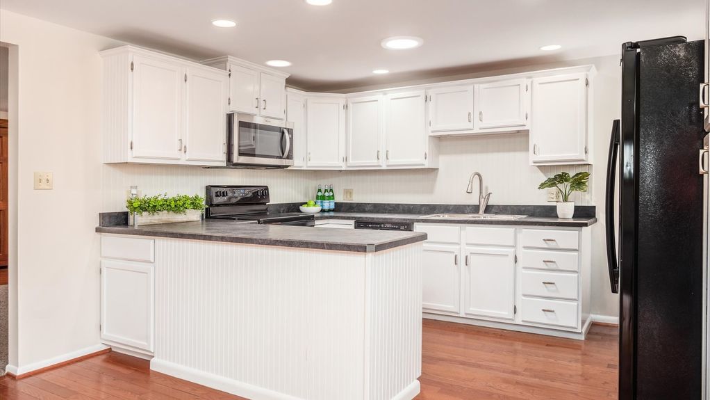 08-z 1625 Welsh Hills Rd NE028