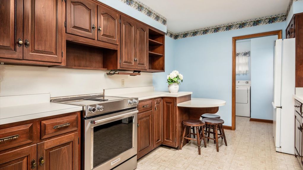 09-z 1142 Conn Way Dr037