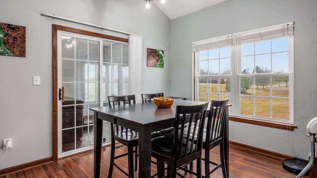 11-z 653 Concord Village027