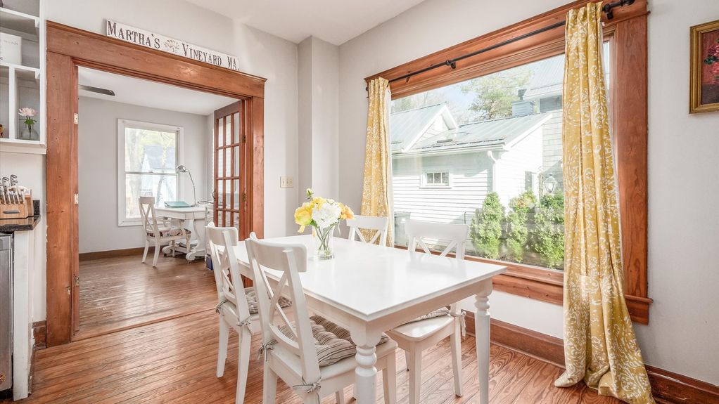 12-z 209 N Granger St035